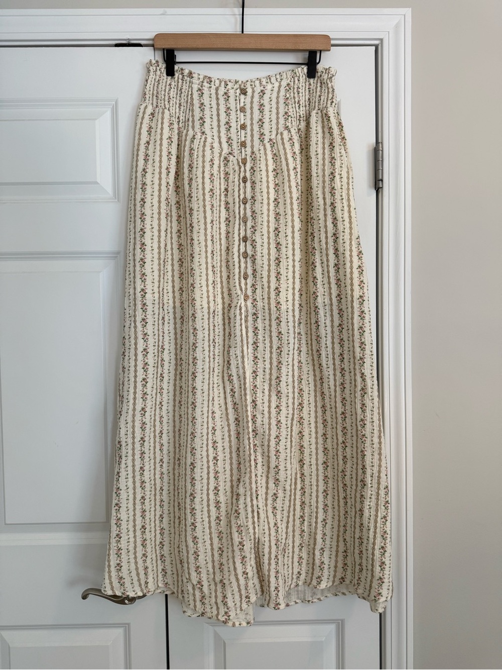 NWT Vici Piema Floral Maxi Skirt - Picture 3 of 8
